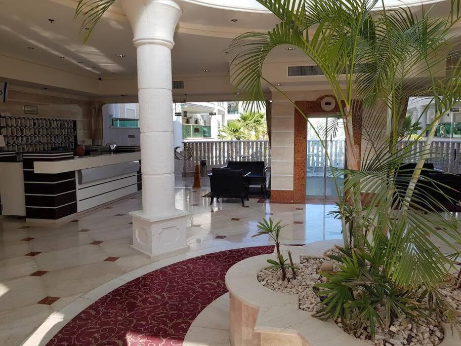 La-Palmore Luxury Apart-Residense Resort With Pool First Line Sea Side Eilat Ngoại thất bức ảnh